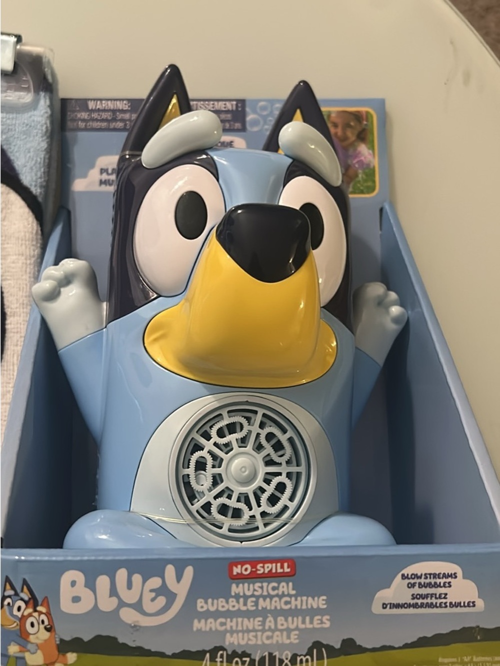 Musical Bubble Machine - Bluey and Beach towel